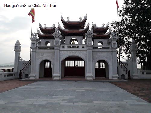 chua nhi trai