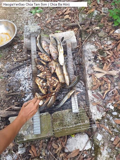 chua tam son ( chua ba hon)