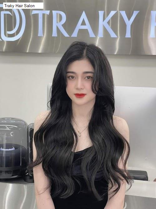 traky hair salon
