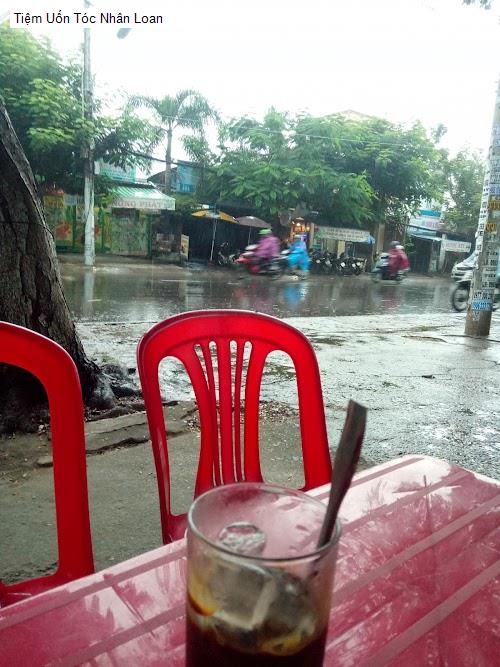 tiem uon toc nhan loan