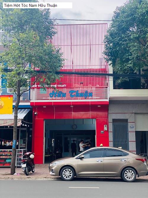 tiem hot toc nam huu thuan