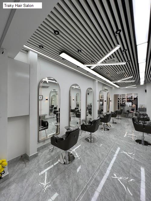 traky hair salon