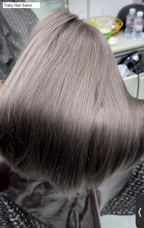 traky hair salon