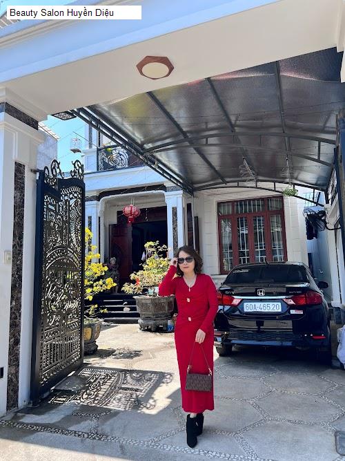 beauty salon huyen dieu