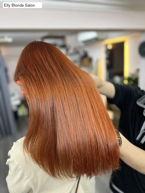elly blonde salon