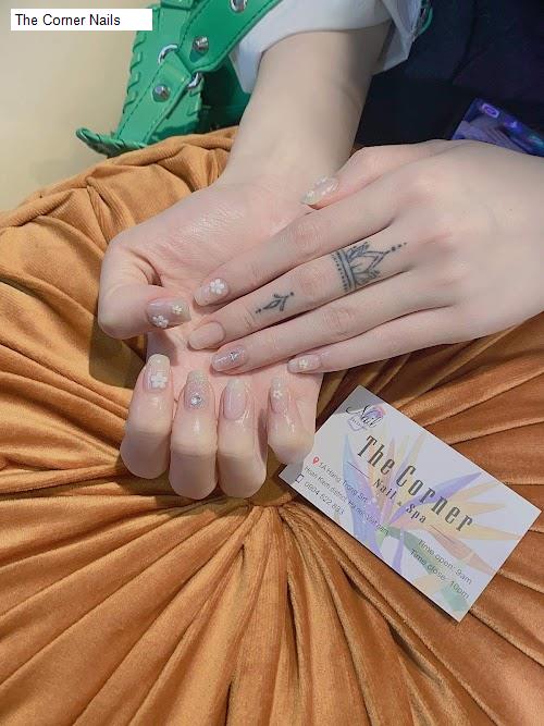 the corner nails