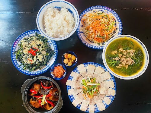 Top 15 Nhà Hàng, Quán ăn nổi tiếng tại Phường Thủy Xuân, Thành phố Huế 